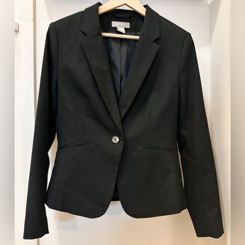 H&M Black Blazer - Size 8 US/CA